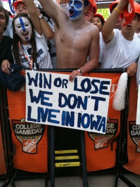 25-great-funny-ESPN-college-gameday-signs-win-or-lose-we-dont-live-in-iowa.jpg